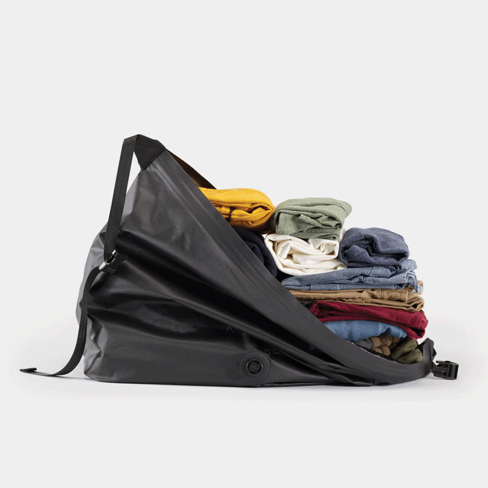 Nomatic Vacuum Seal Travel Bag
